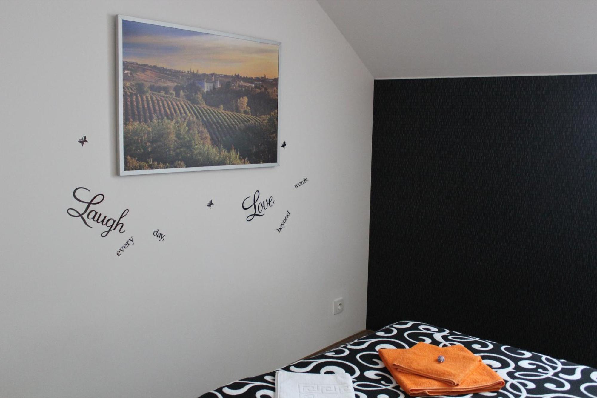 Apartments Verona Karlovy Vary Kültér fotó