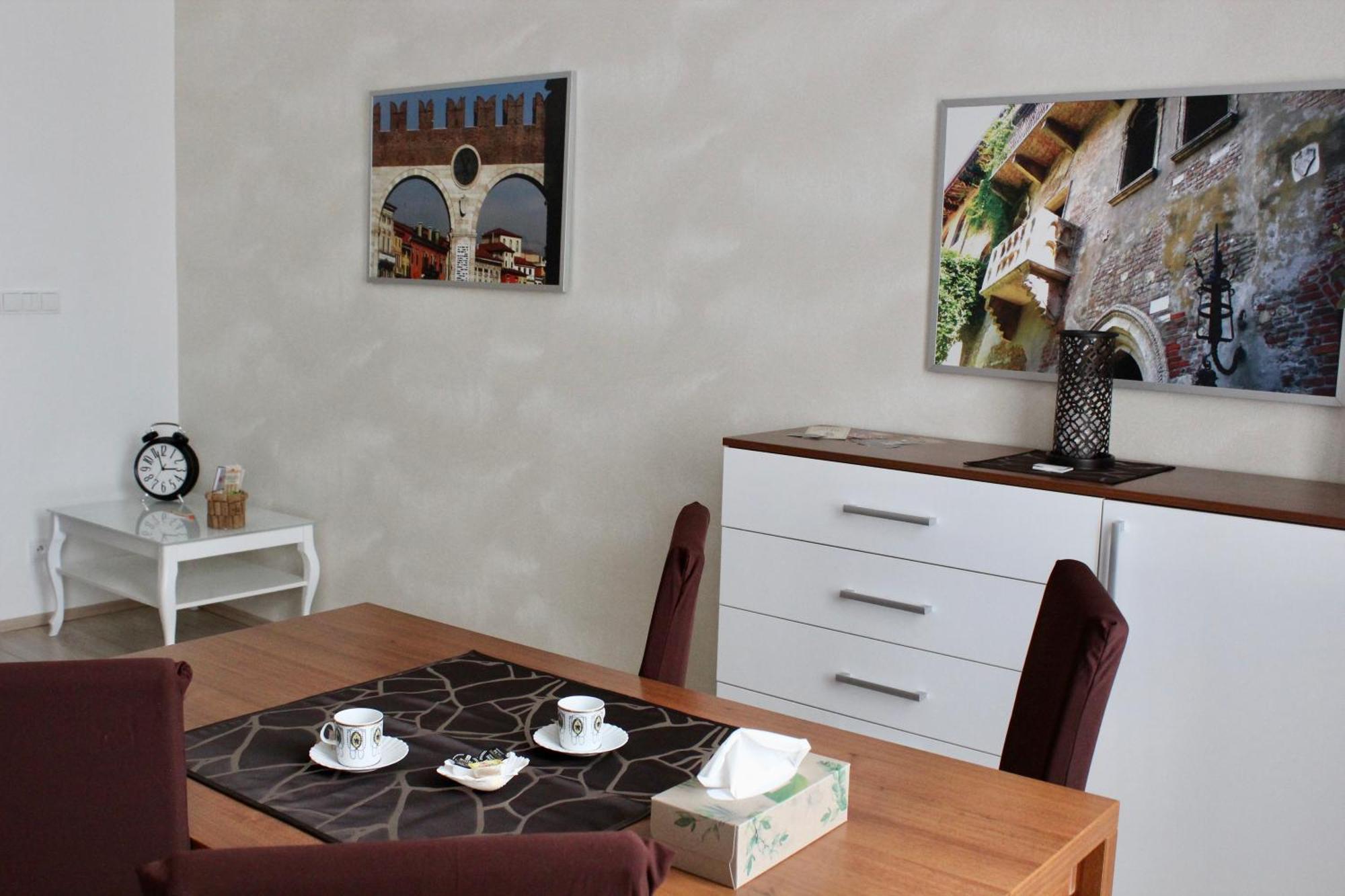 Apartments Verona Karlovy Vary Kültér fotó