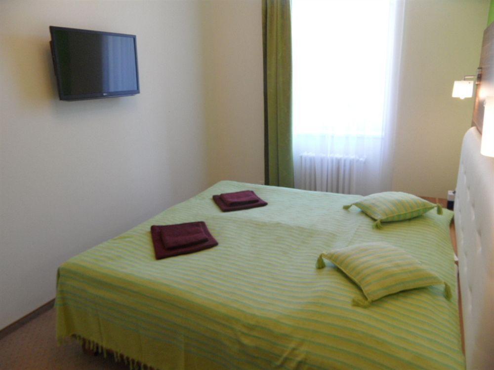 Apartments Verona Karlovy Vary Kültér fotó