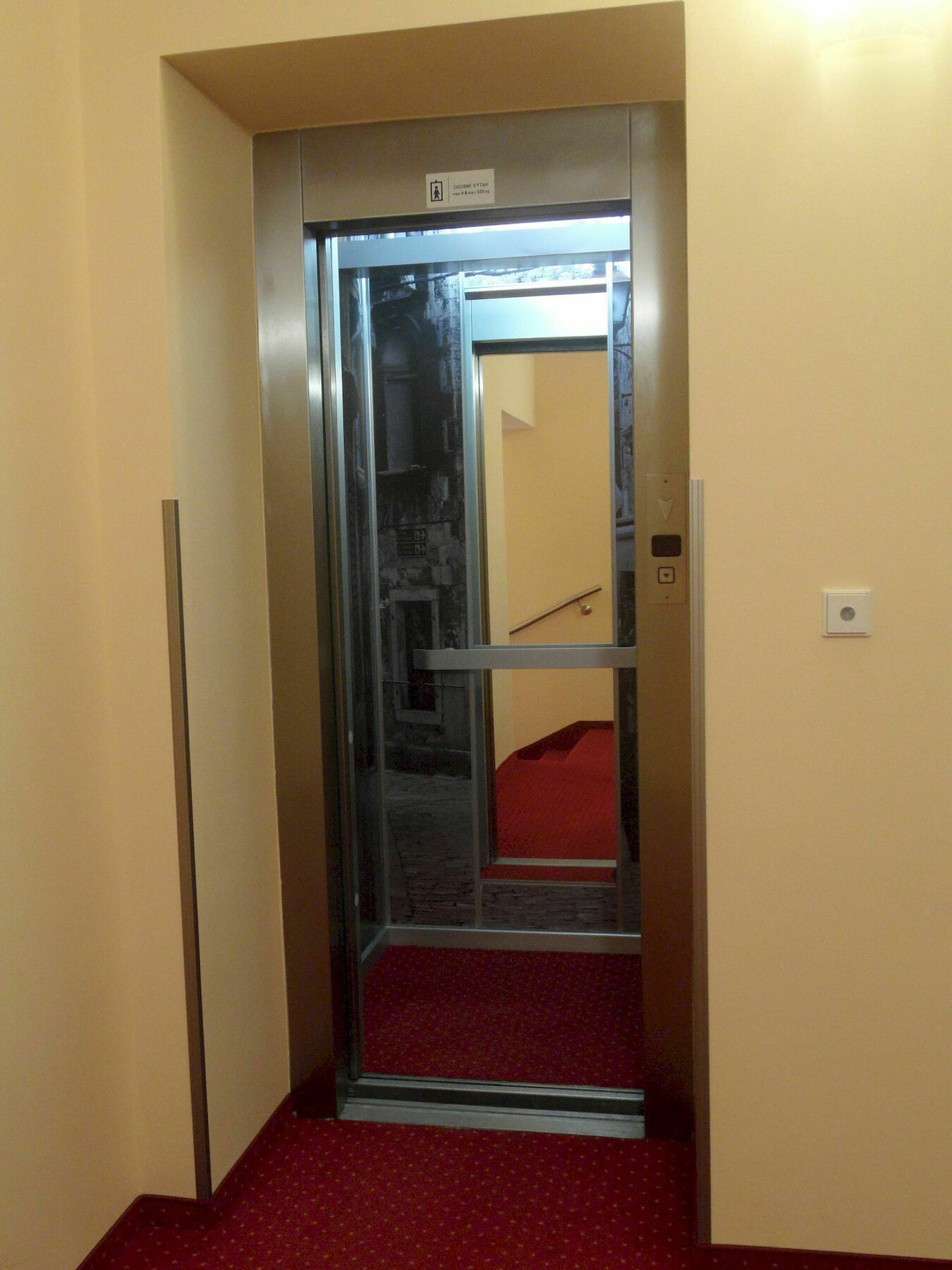 Apartments Verona Karlovy Vary Kültér fotó
